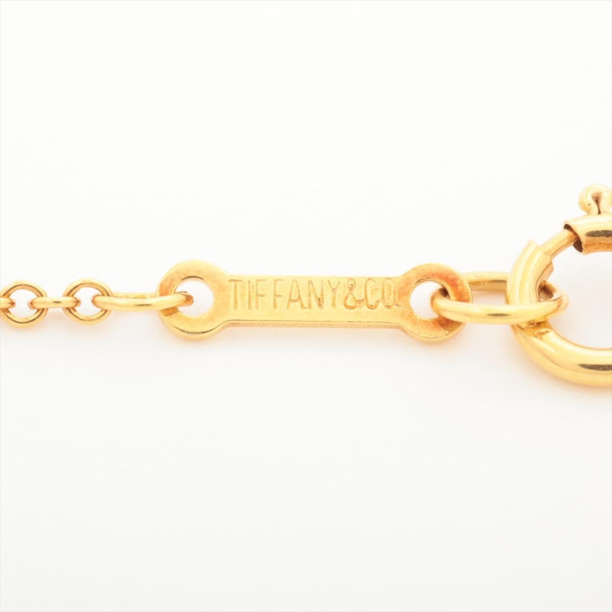 Tiffany & Co. 18k Gold Chain and Bean Pendant Necklace. 750 Yellow Gold Tiffany In Good Condition For Sale In Port Charlotte, FL