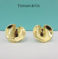 TIFFANY & Co. 18K Gold Clip-On Lily Pad Earrings Large