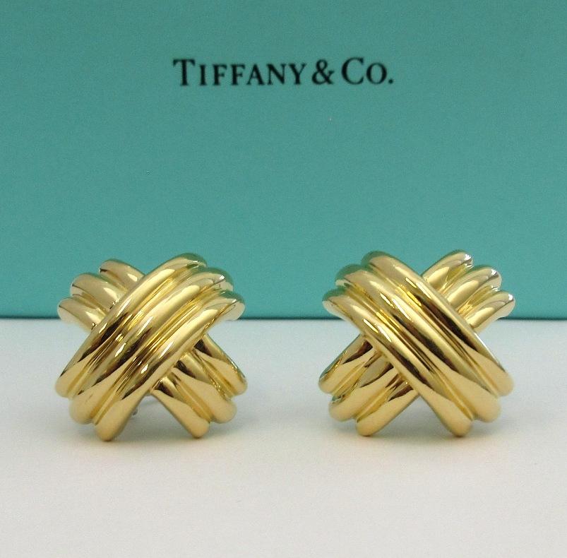 TIFFANY & Co. 18K Gold Clip-On Signature X Ohrringe Extra groß im Zustand „Gut“ im Angebot in Los Angeles, CA