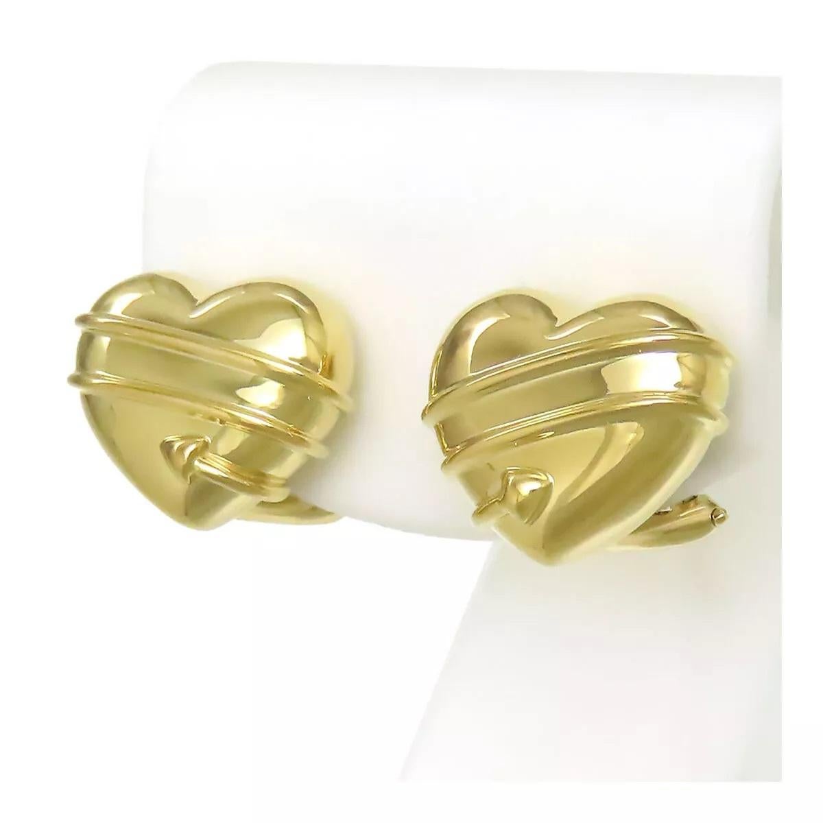 TIFFANY & Co. 18K Gold Cupid Arrow Heart Earrings

Metal: 18K yellow gold
Measurement: 20.5mm(0.81