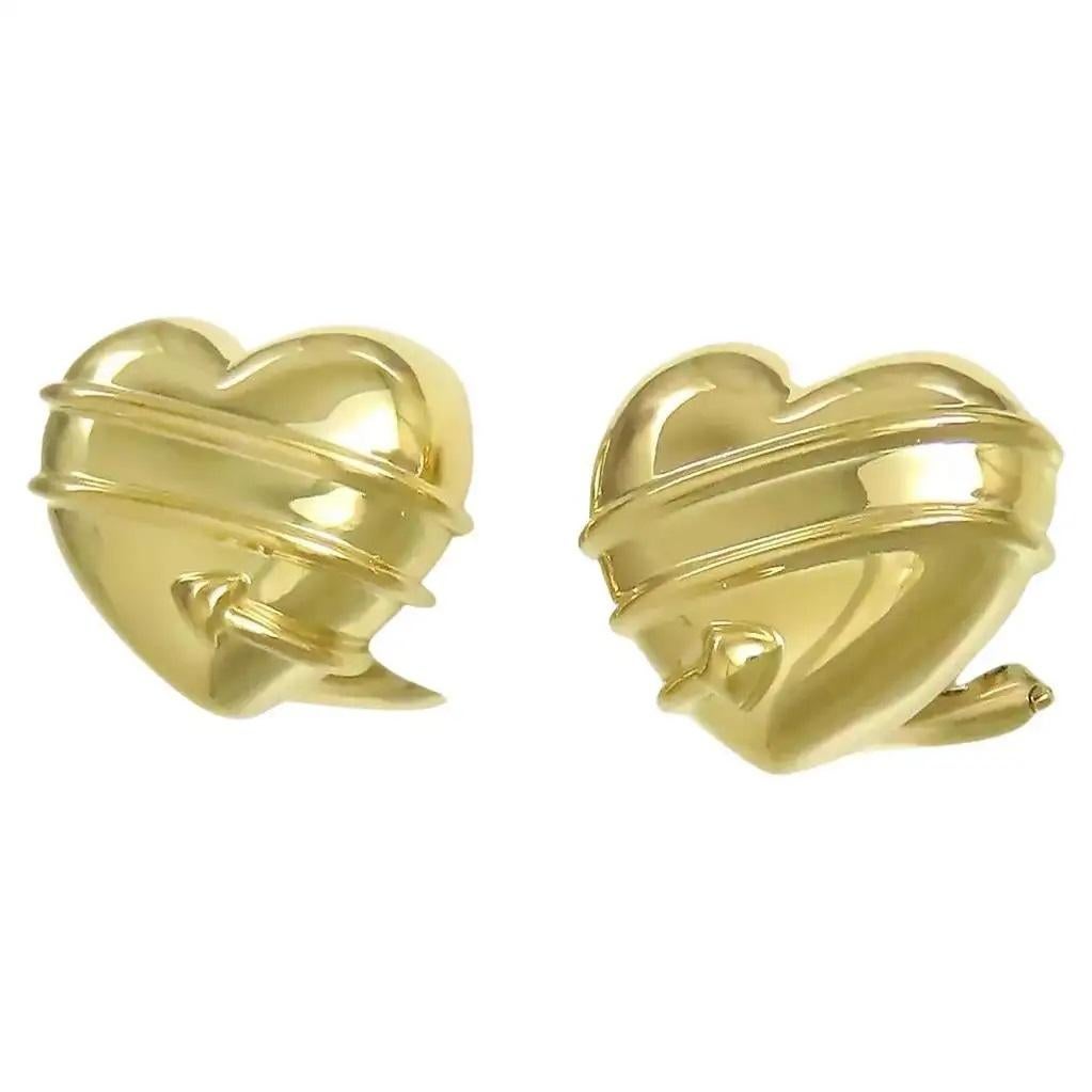 Women's TIFFANY & Co. 18K Gold Cupid Arrow Heart Earrings For Sale