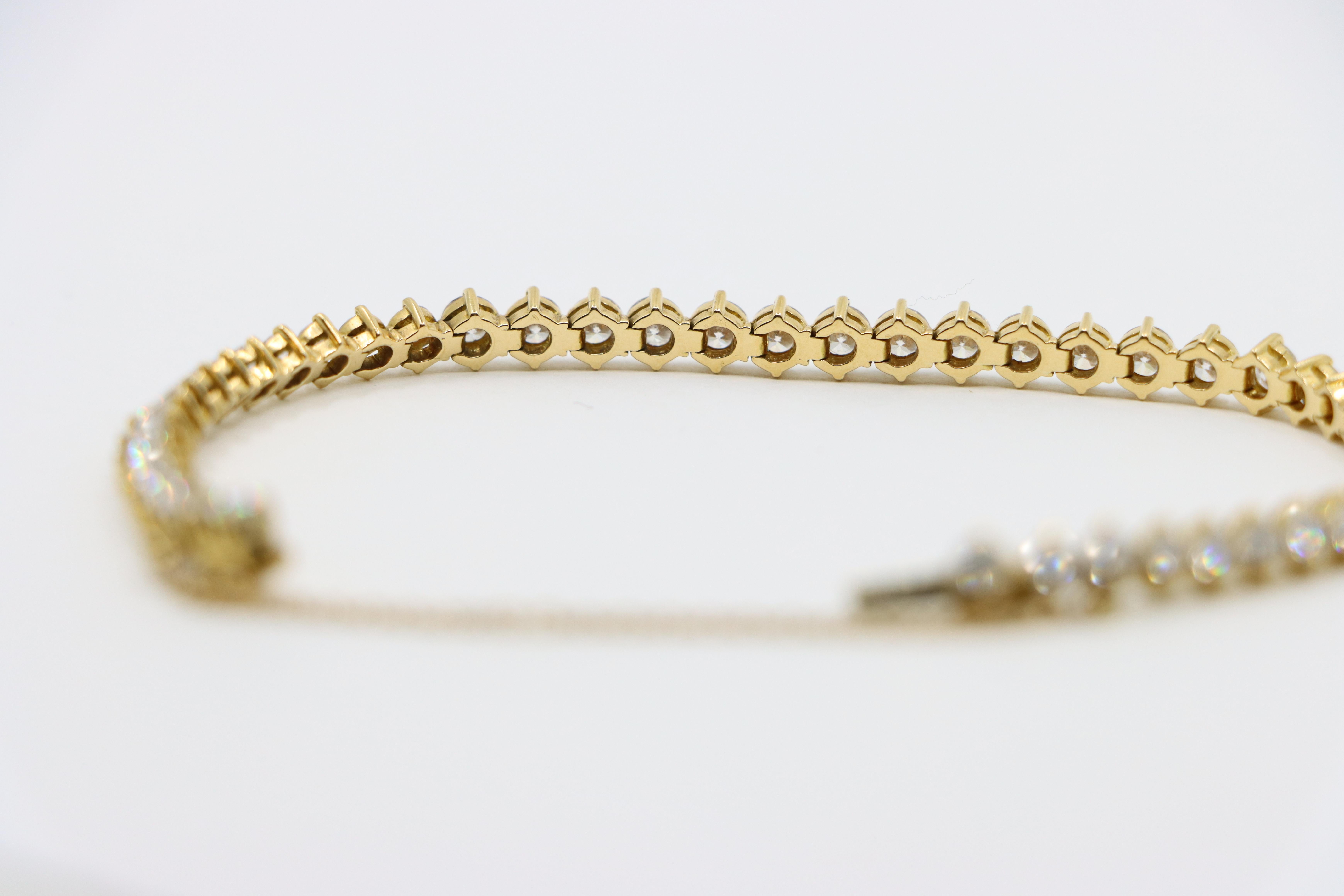 Tiffany & Co. Bracelet en or 18 carats avec diamants en vente 8