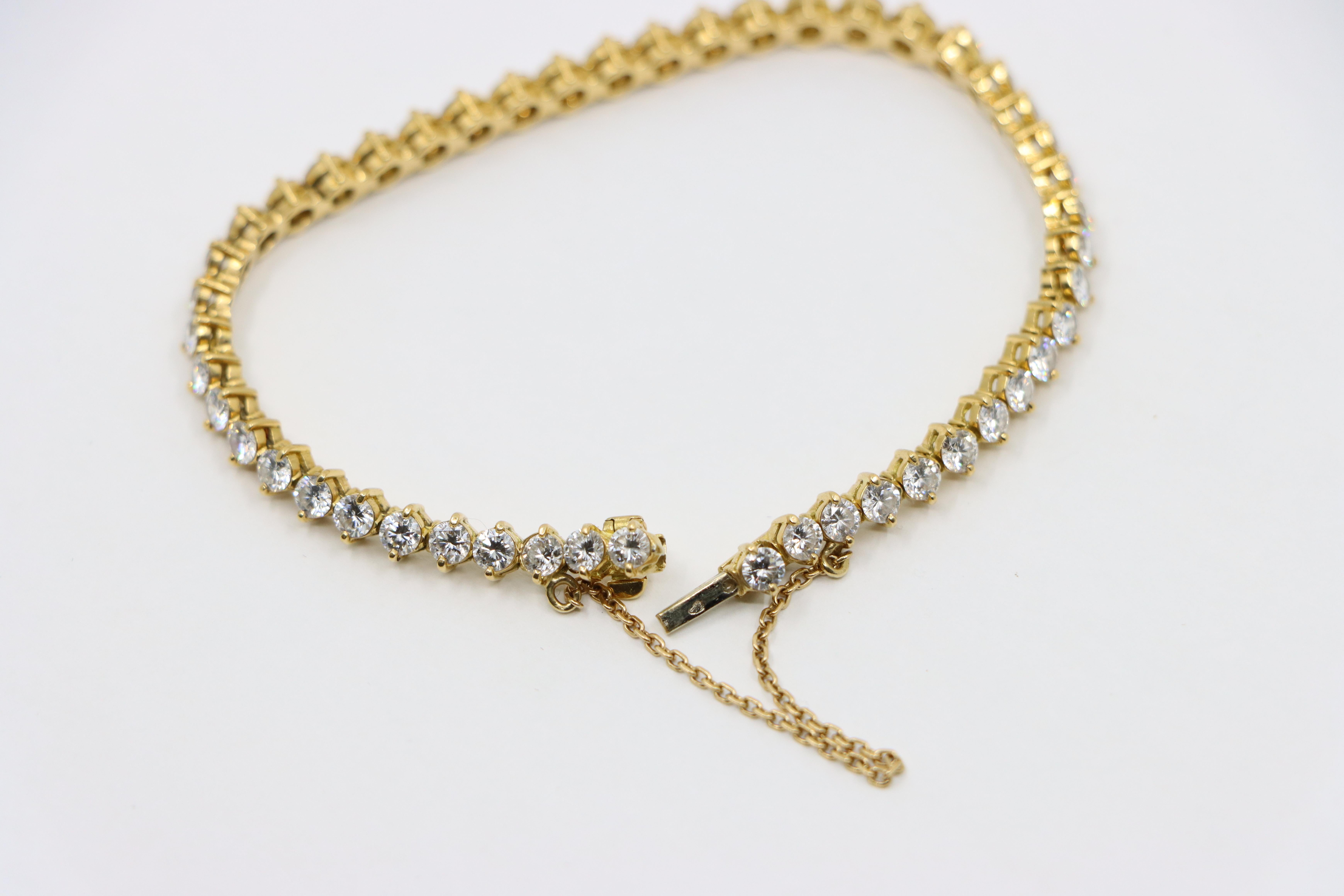 Tiffany & Co. Bracelet en or 18 carats avec diamants en vente 3