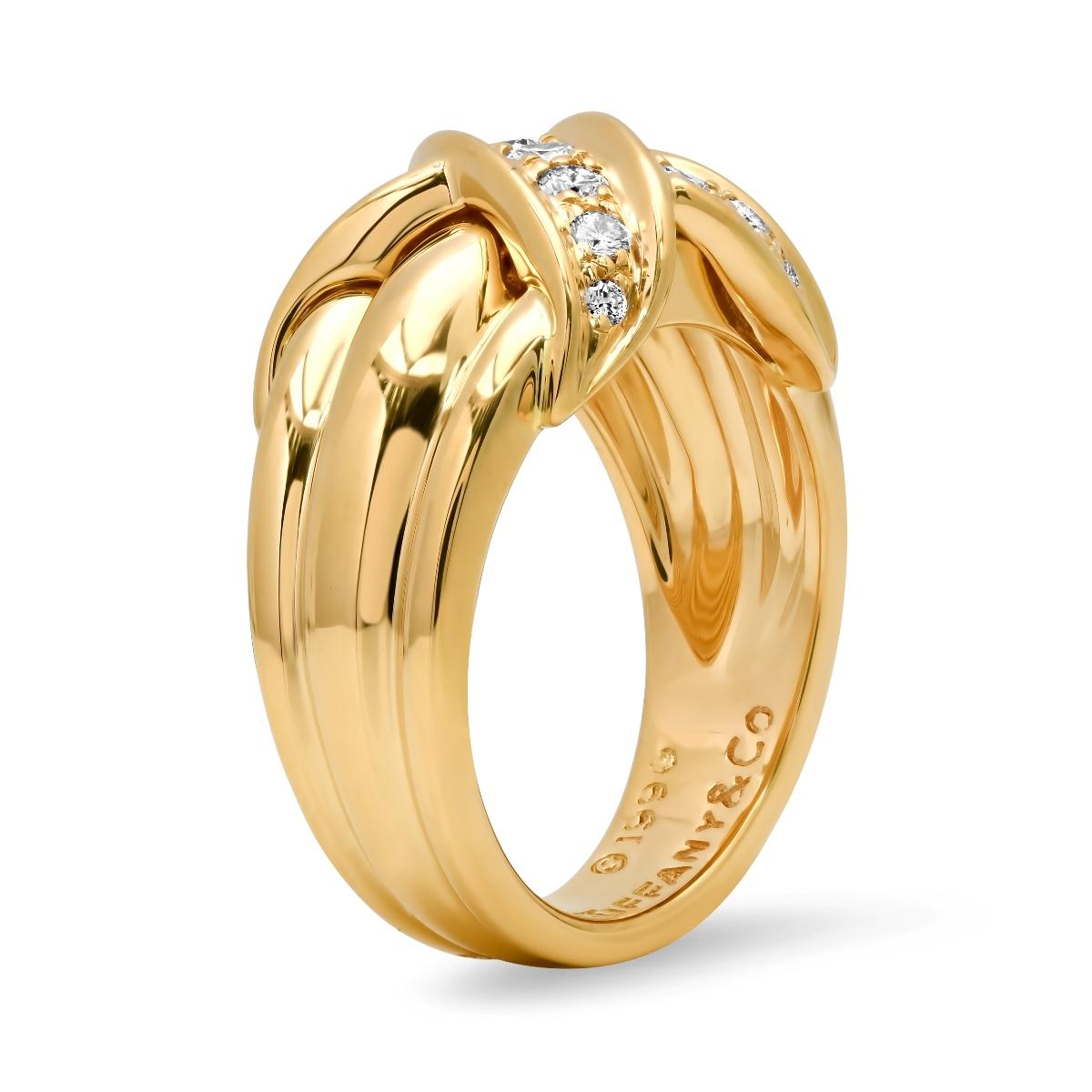 TIFFANY & Co. 18K Gold Diamond Signature X Ring 5.5, wider and heavier version In Excellent Condition For Sale In Los Angeles, CA
