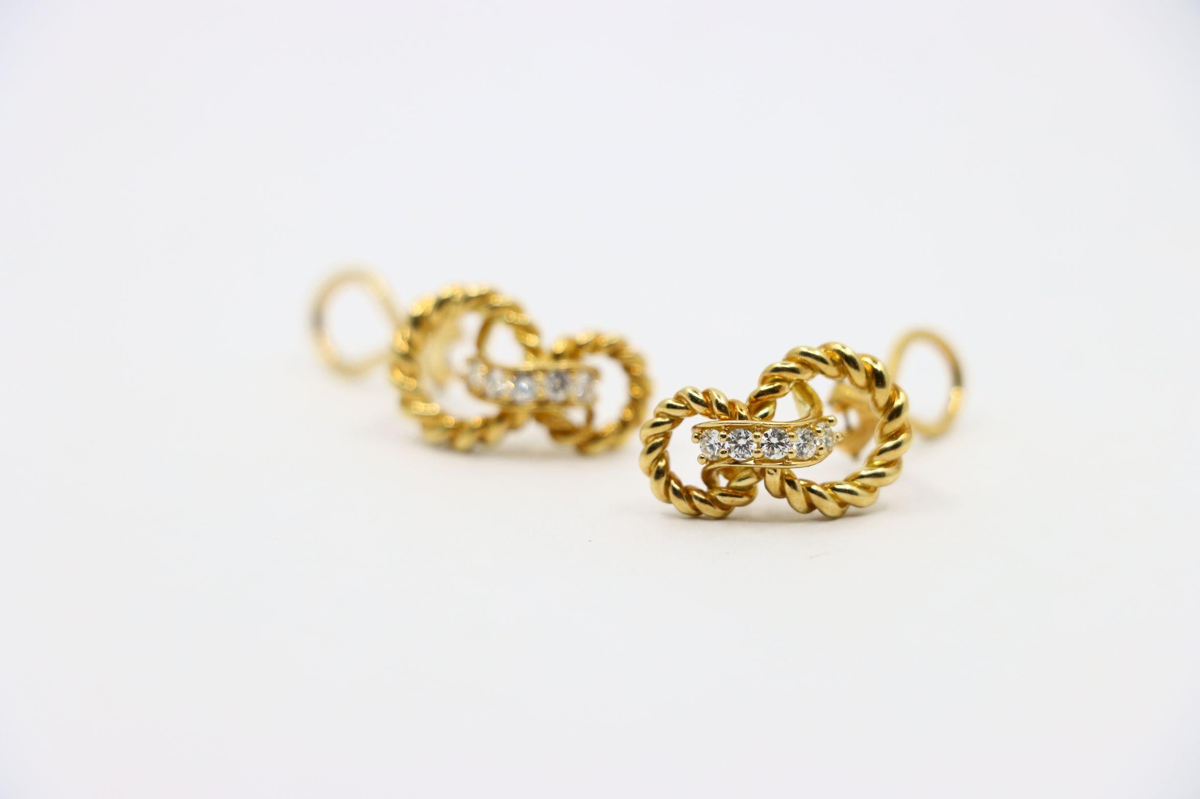 Orecchini a lobo con diamanti in oro 18 carati di Tiffany & Co. in vendita 4