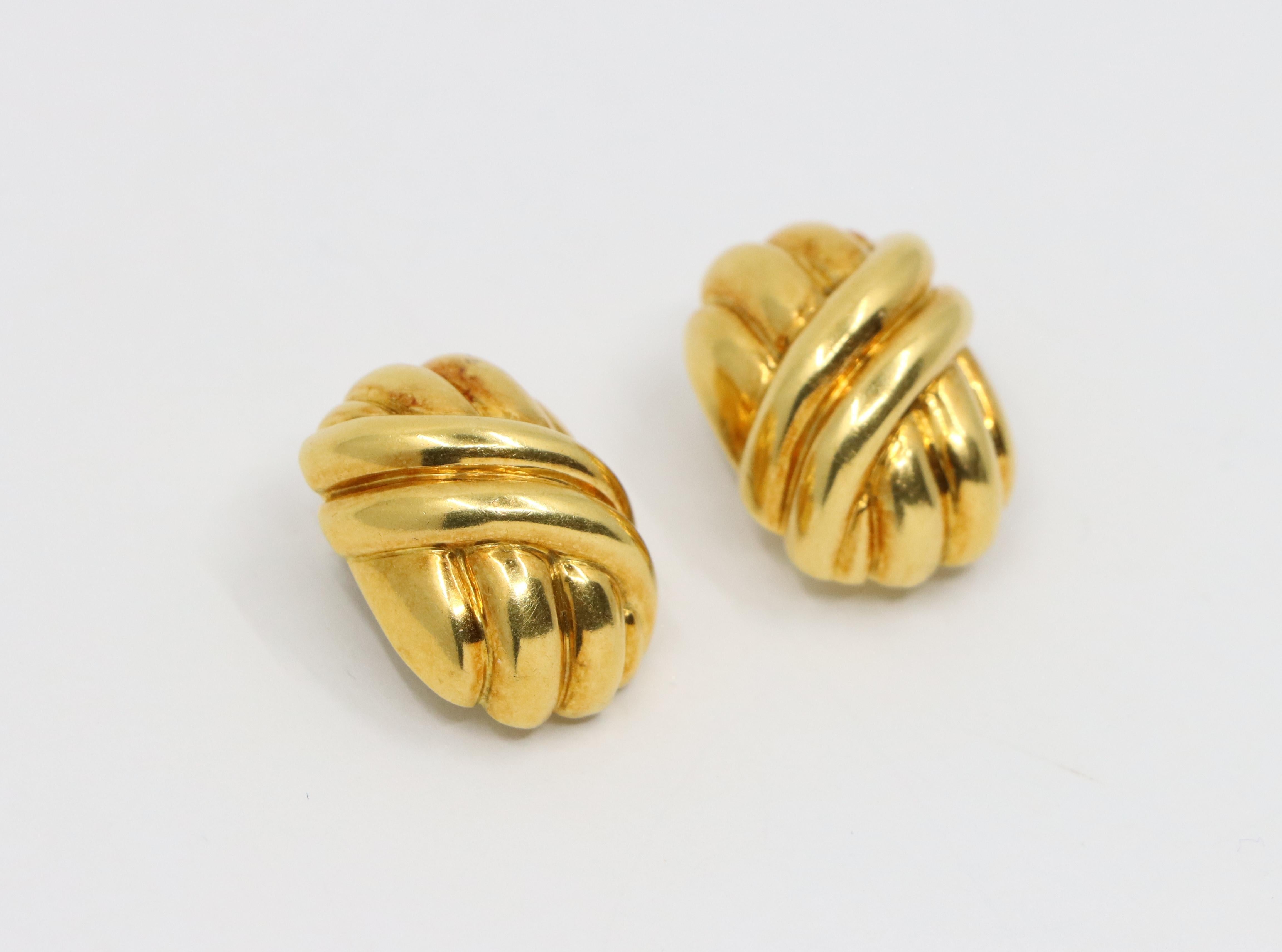 Tiffany & Co. 18K Gold Earrings For Sale 1