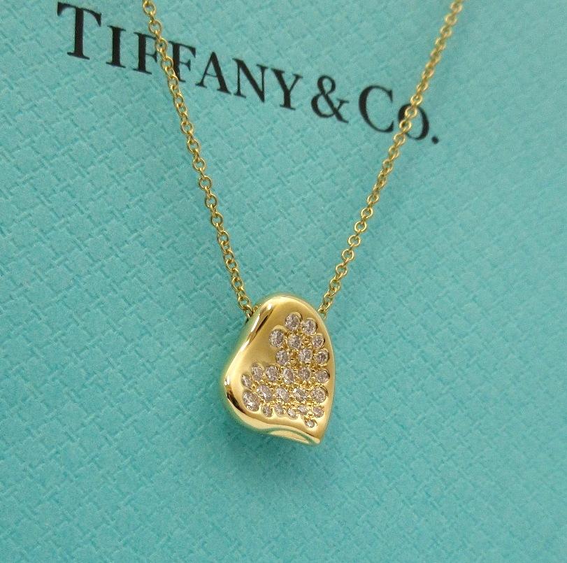 TIFFANY & Co. 18 Karat Gold Elsa Peretti Diamant-Halskette mit Vollherz-Anhänger (Rundschliff)