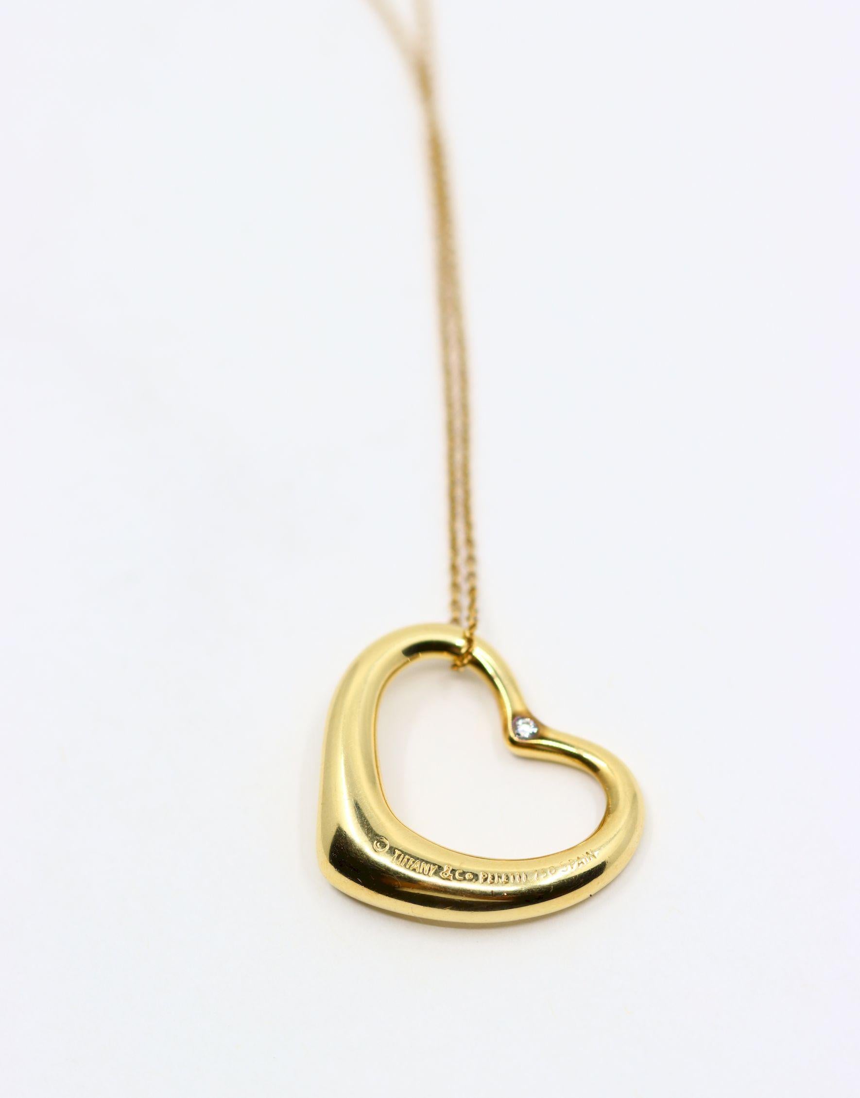 Tiffany & Co Collier à pendentif en forme de cœur en or 18K Elsa Perreti Diamonds en vente 4