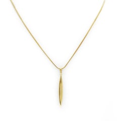 Collana con ciondolo a forma di piuma in oro 18 carati di Tiffany & Co.