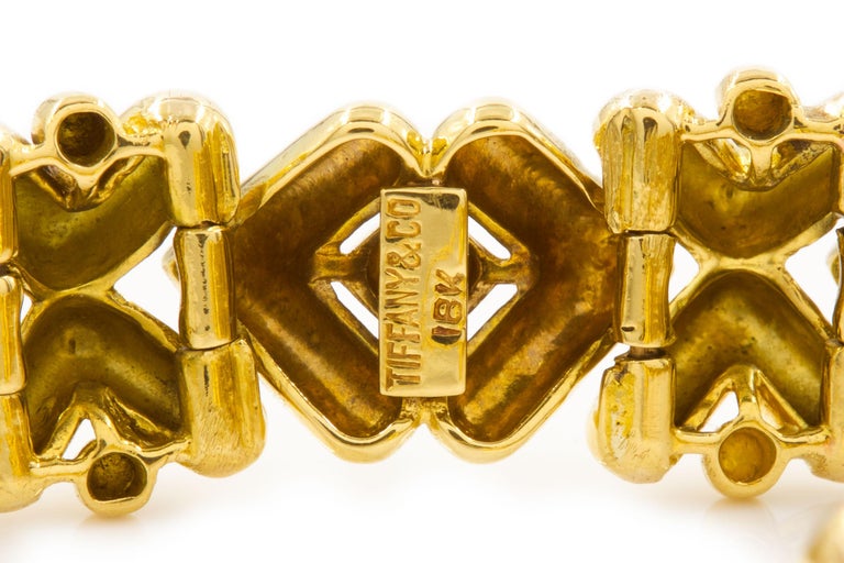 Tiffany and Co. 18k Gold Geometric x and O Link Bracelet at 1stDibs