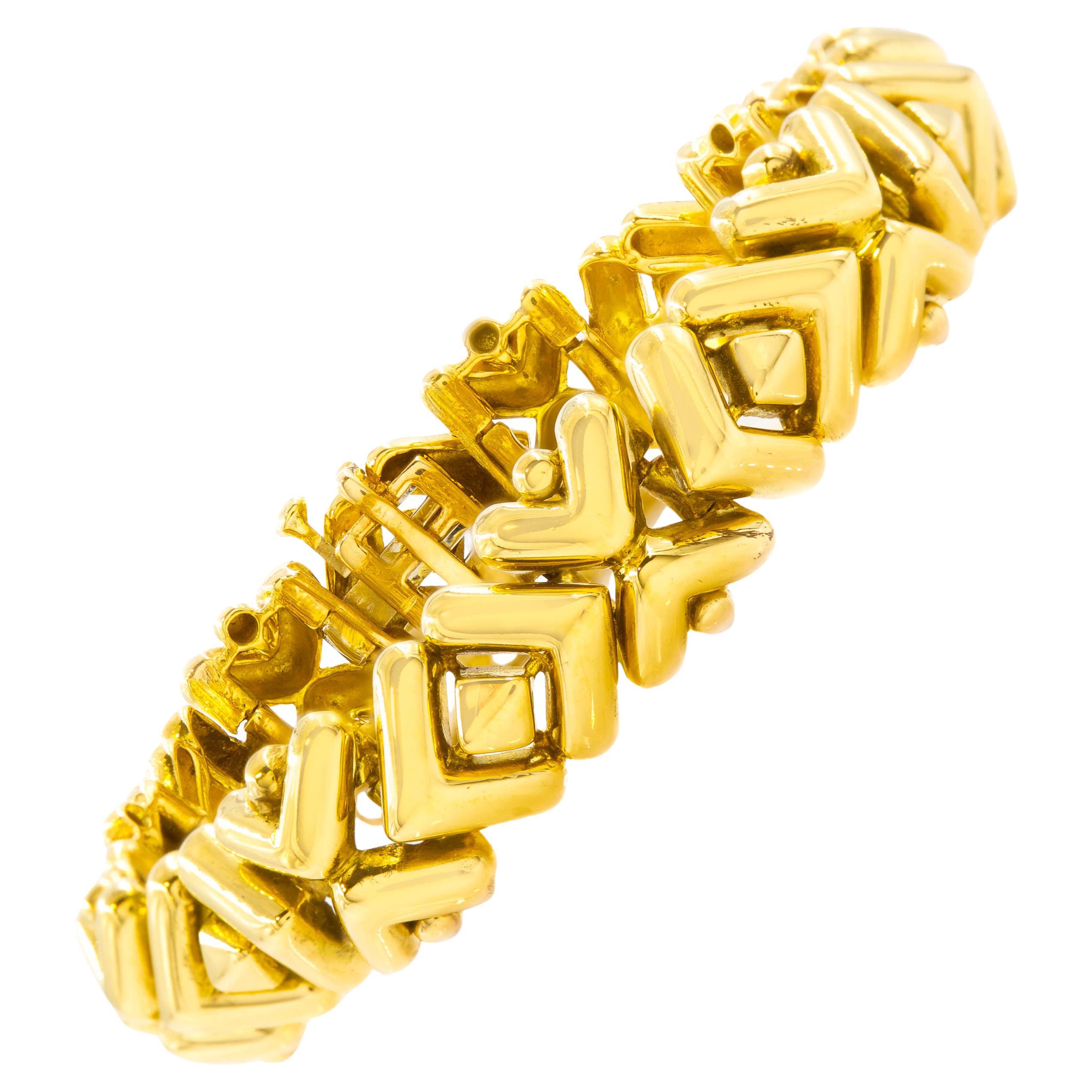 Gold Tone Metal Diamond Pattern fine Mesh Chain Link Bracelet Unique Designer Old Worn Bright Geometric Bright Yellow Estate Women\u2019s Jewelry