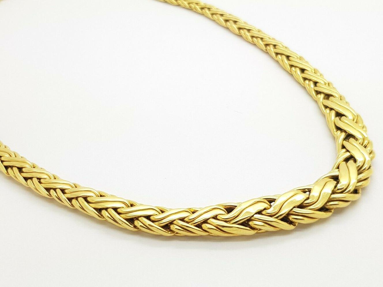 TIFFANY & Co. 18K Gold Graduated Weave Necklace  In Excellent Condition For Sale In Los Angeles, CA