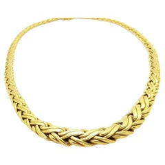 TIFFANY & Co. 18K Gold Graduated Weave Necklace 