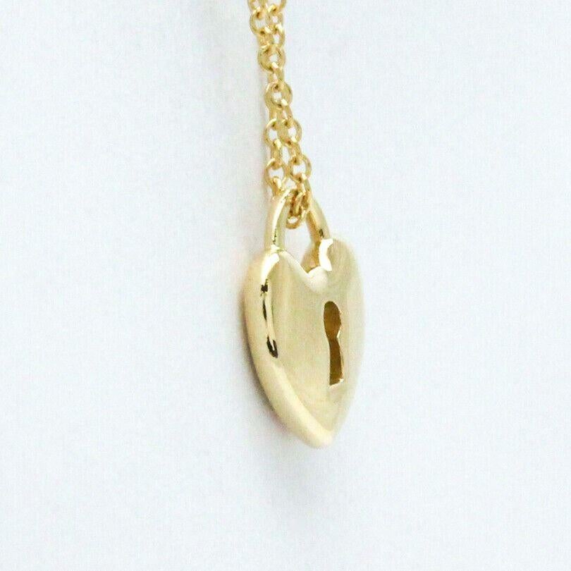 Women's TIFFANY & Co. 18K Gold Heart Lock Pendant Necklace For Sale