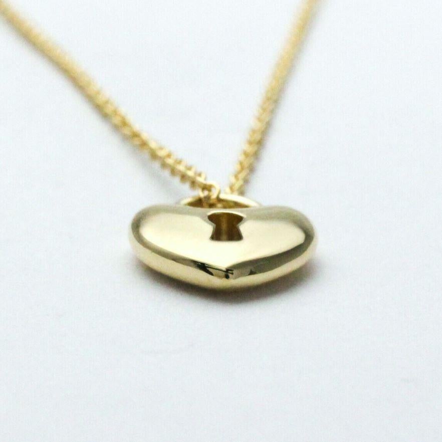 TIFFANY & Co. 18K Gold Heart Lock Pendant Necklace For Sale 1