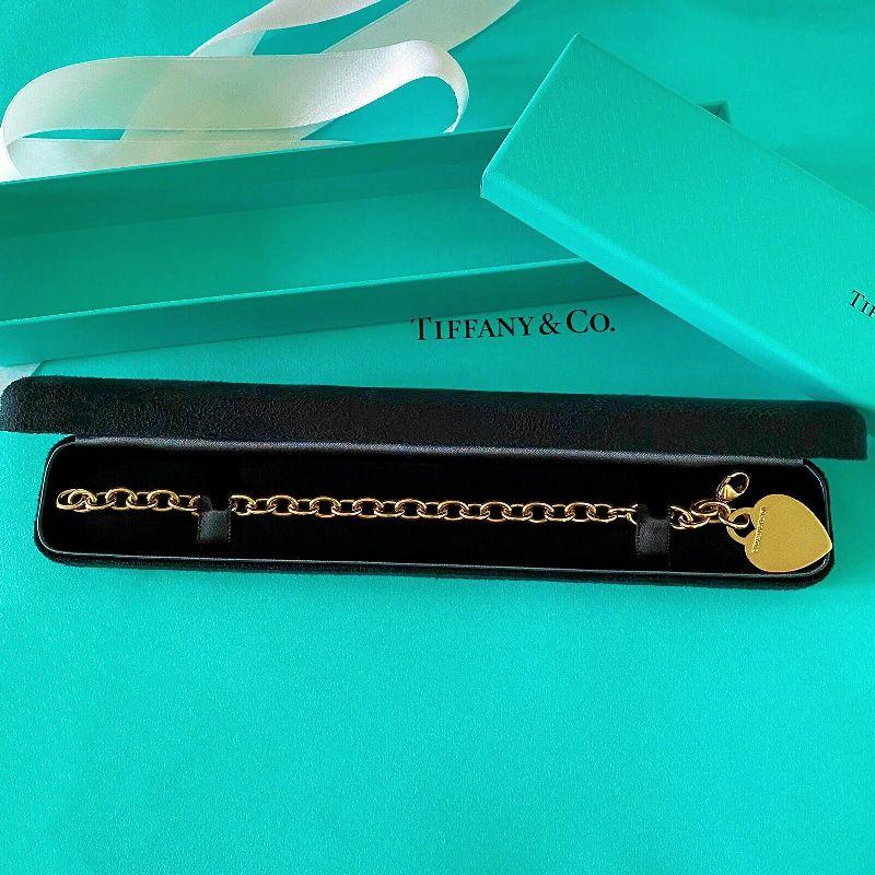 Women's TIFFANY & Co. 18K Gold Heart Tag Charm Bracelet 7.25