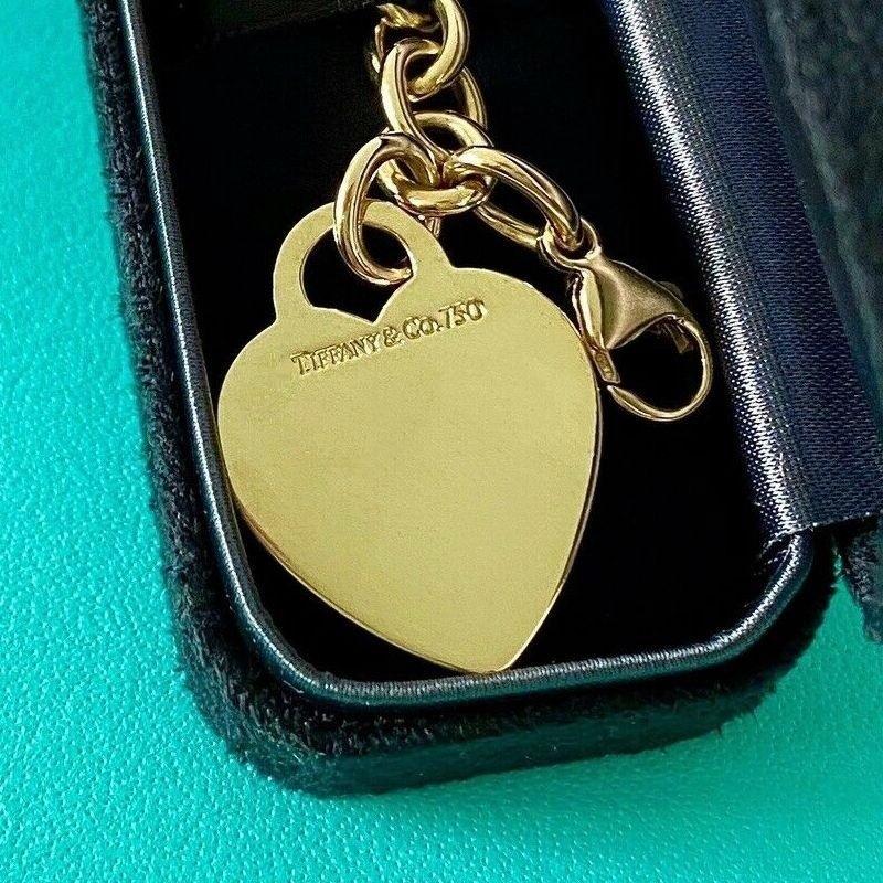 TIFFANY & Co. 18K Gold Heart Tag Charm Bracelet 7.75