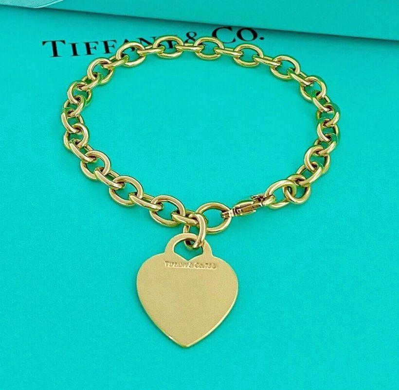 TIFFANY & Co. 18K Gold Heart Tag Charm Bracelet 7.75