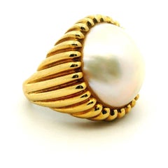 Tiffany & Co. 18K Gold Mabe Pearl Ring, Circa 1970s