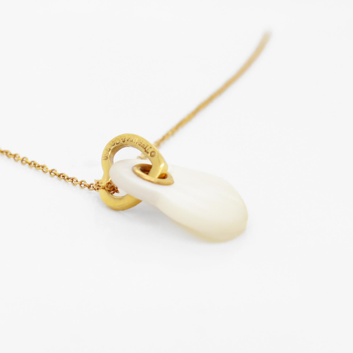 Collana con doppi cuori in oro 18k e madreperla di Tiffany & Co. in vendita 7