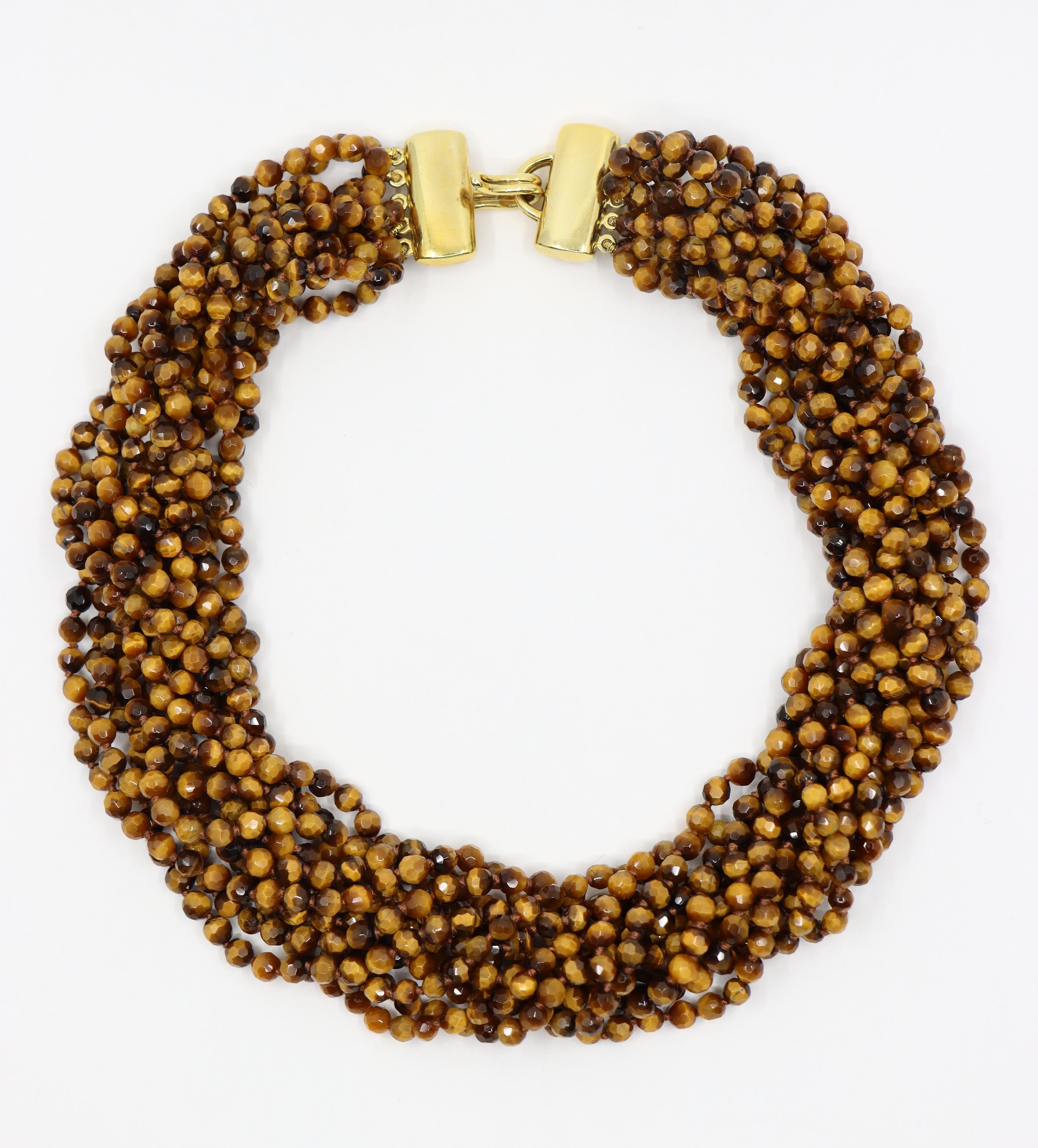 Taglio grezzo Tiffany & Co. Collana di perle occhio di tigre a più fili in oro 18 carati in vendita