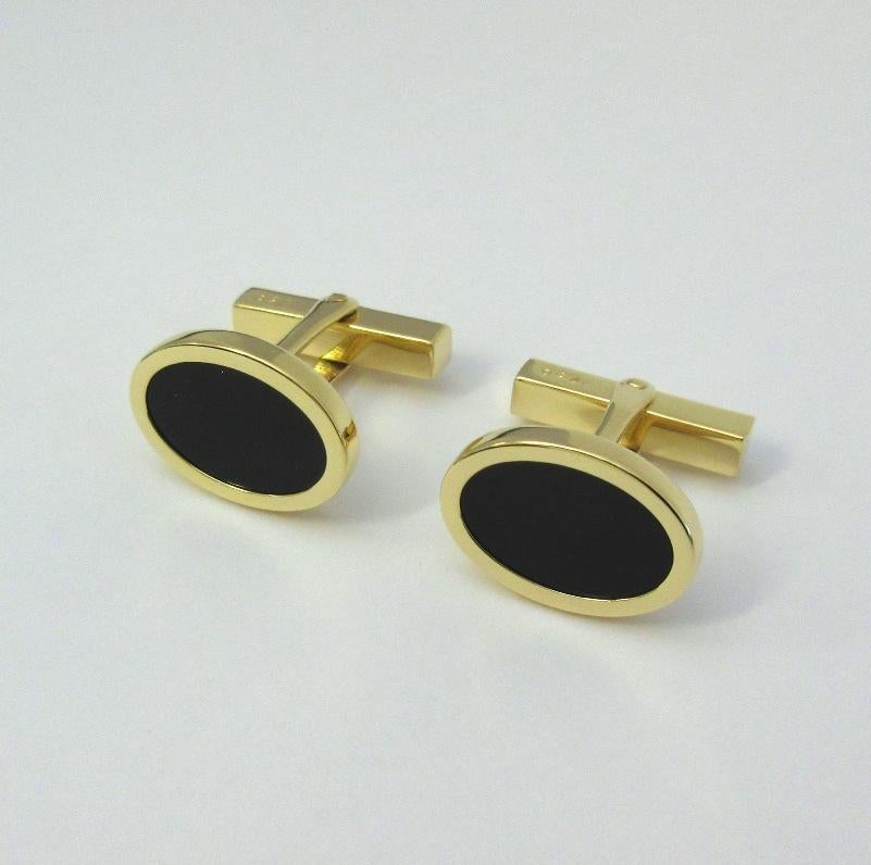 TIFFANY & Co. Gold Gold & Co. 18K Oval Black Onyx Cufflinks Boutons de manchette Excellent état - En vente à Los Angeles, CA
