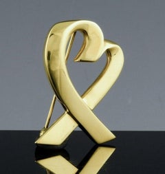 Tiffany & Co. 18k Gold Paloma Picasso Loving Heart Pin Brooch Large