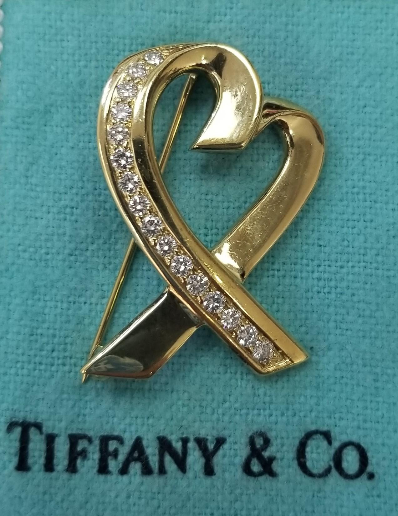 Artisan Tiffany & Co. 18K Gold Paloma Picasso Valent Heart Diamond Pin Brooch For Sale