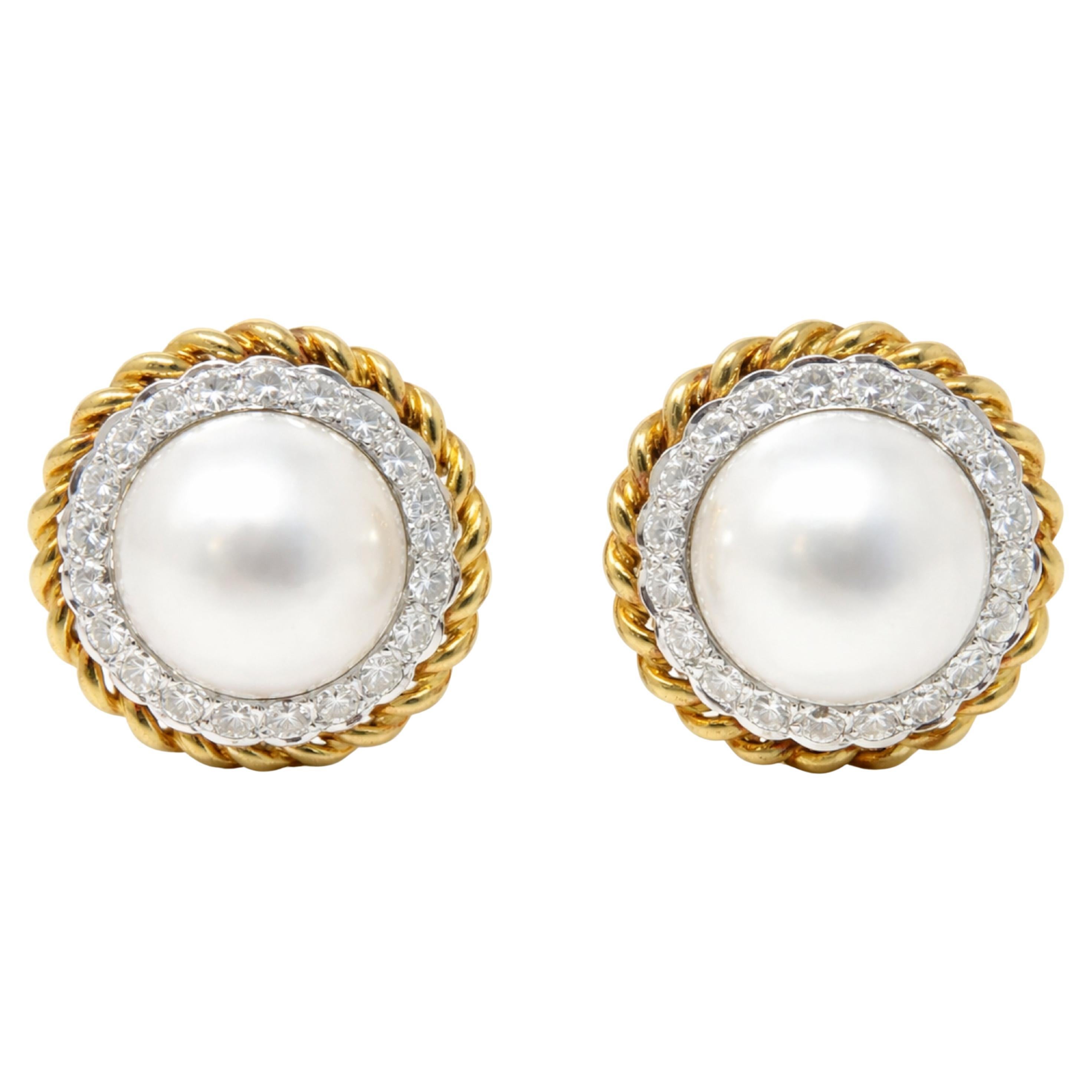 Tiffany 
Co. 18K Gold Pearl and Diamond Earrings en vente