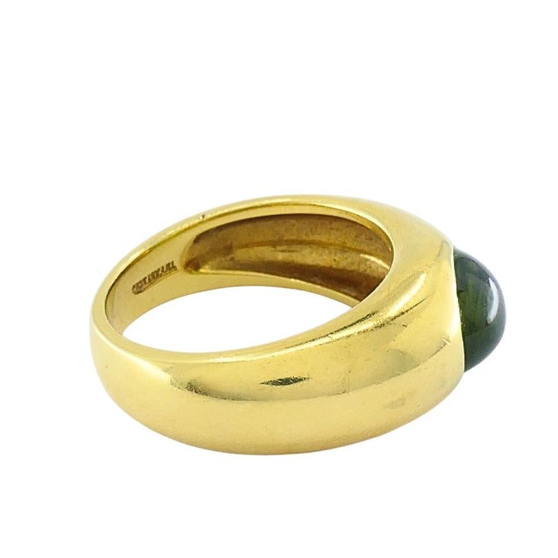 Tiffany & Co. 18K Gold  Peridot Cabochon Ring For Sale 1