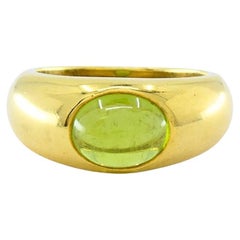 Tiffany & Co. 18K Gold  Peridot Cabochon Ring