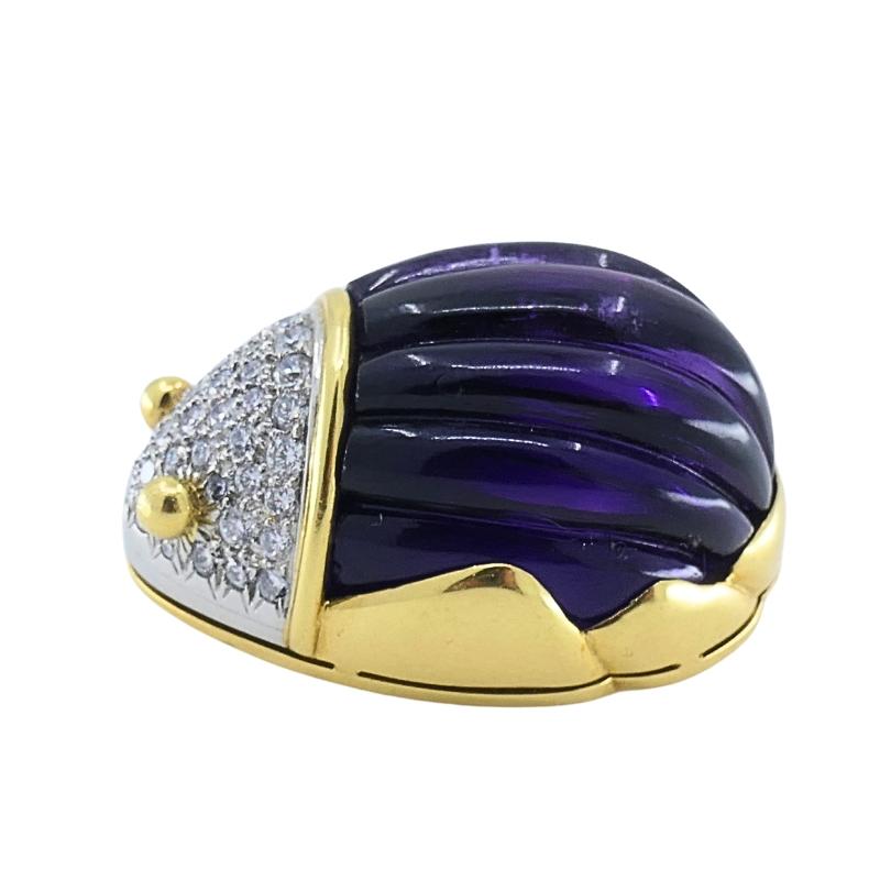 Femenino o masculino Broche escarabajo amatista de oro de 18 quilates, platino y diamantes Tiffany & Co. en venta