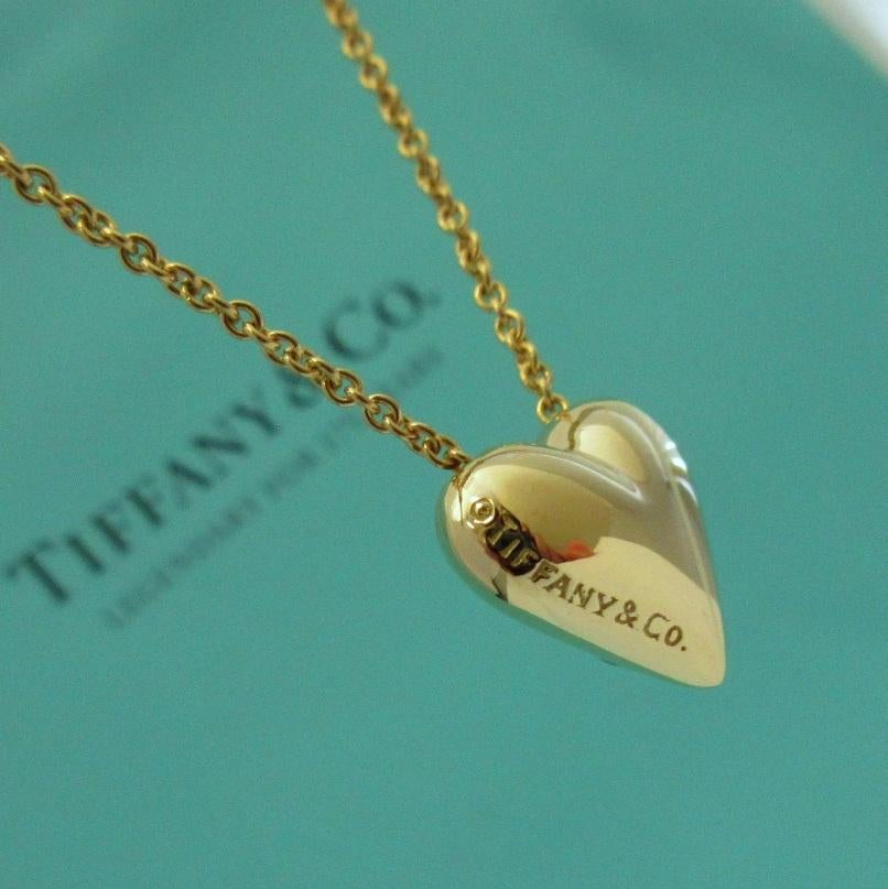 TIFFANY & Co. 18K Gold Platinum Etoile 5 Diamond Heart Pendant Necklace New In Excellent Condition In Los Angeles, CA