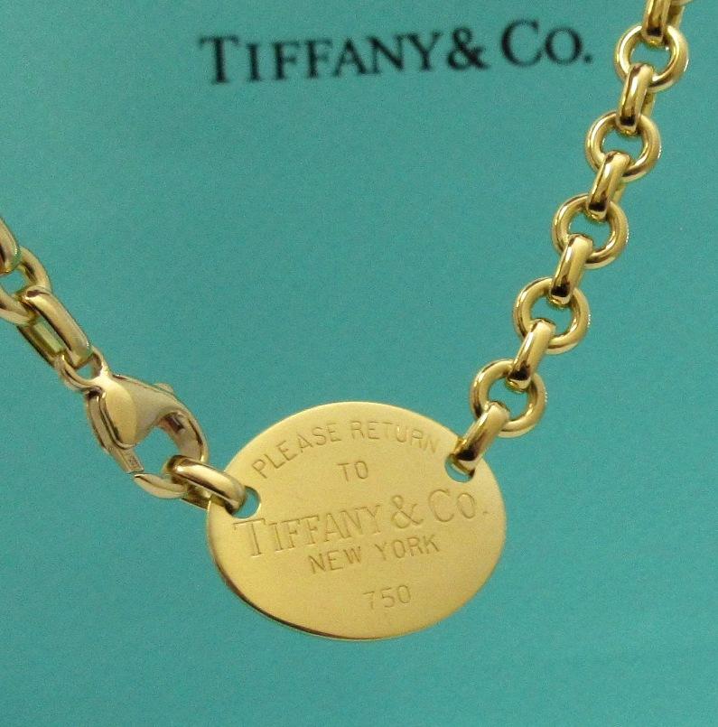 TIFFANY & Co. 18K Gold Rückkehr zu Tiffany Oval Tag Halskette im Zustand „Hervorragend“ in Los Angeles, CA