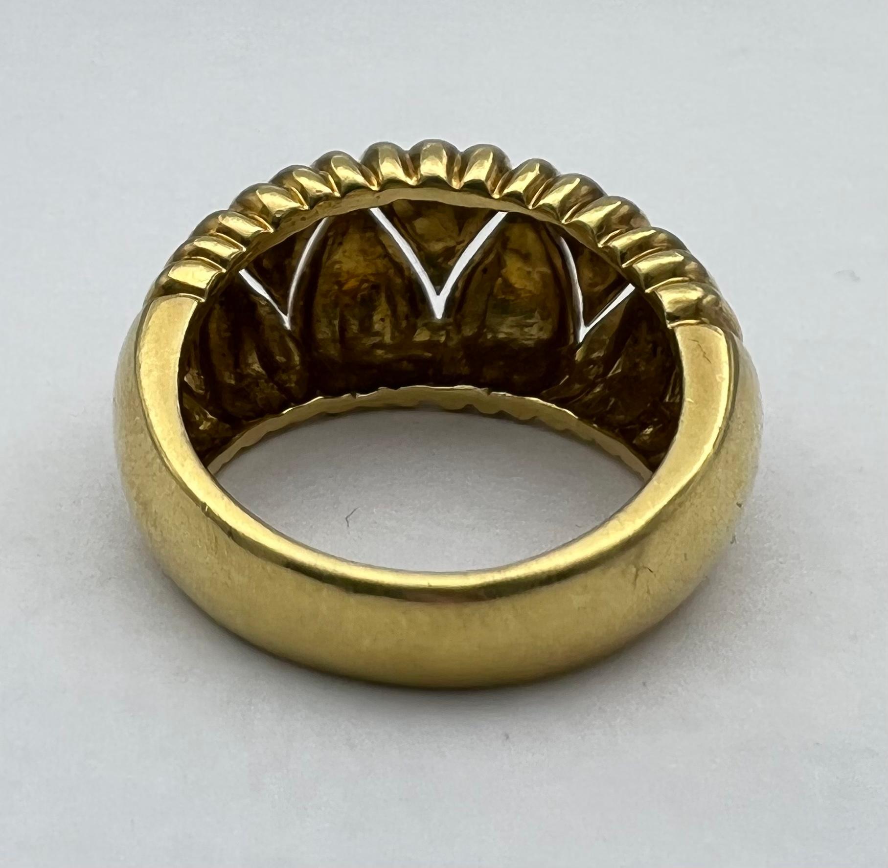 Tiffany & Co. Bague en or 18 carats à motif côtelé Unisexe en vente