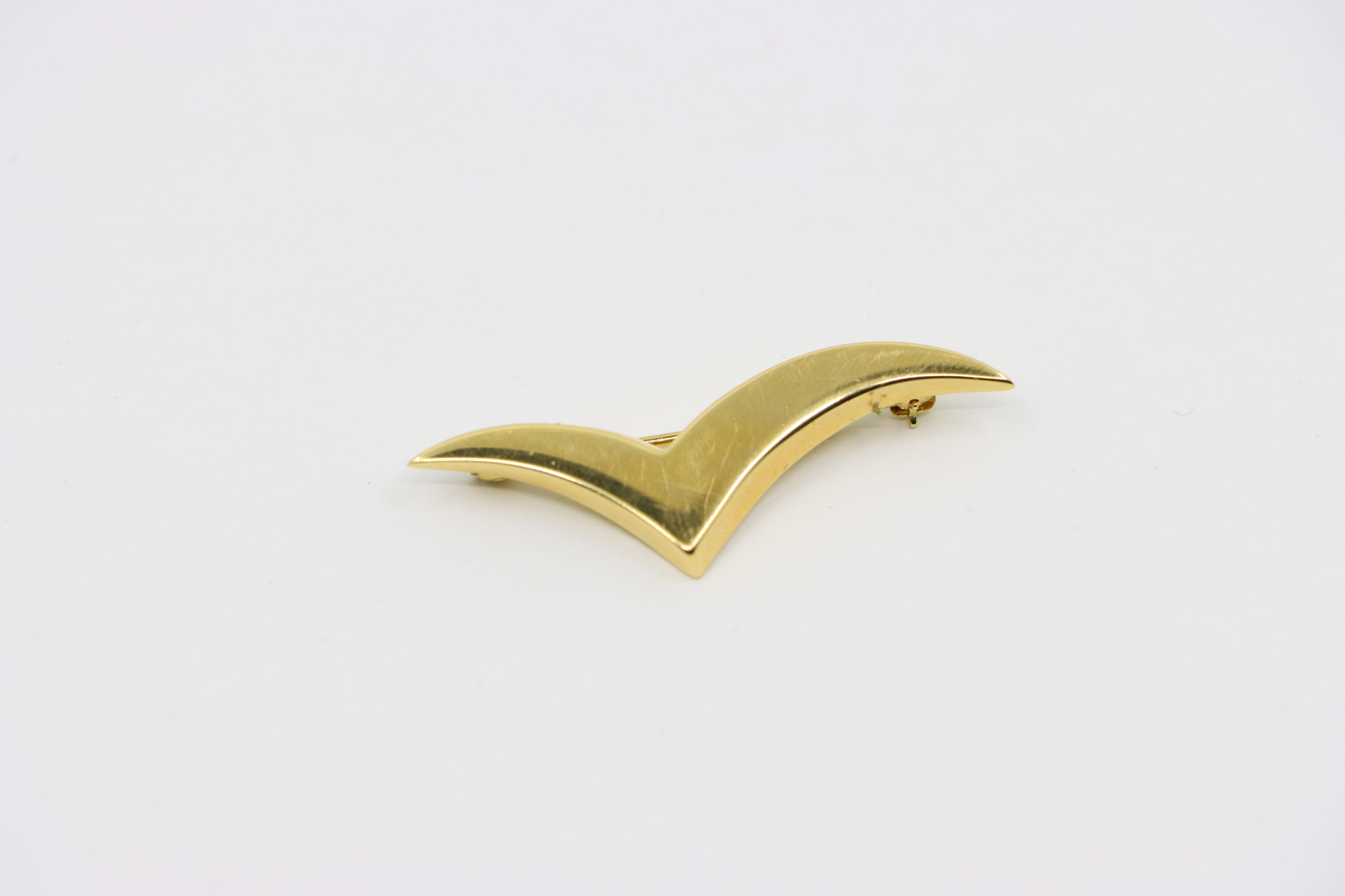 Tiffany & Co. 18K Gold Seagull Brooch For Sale 1