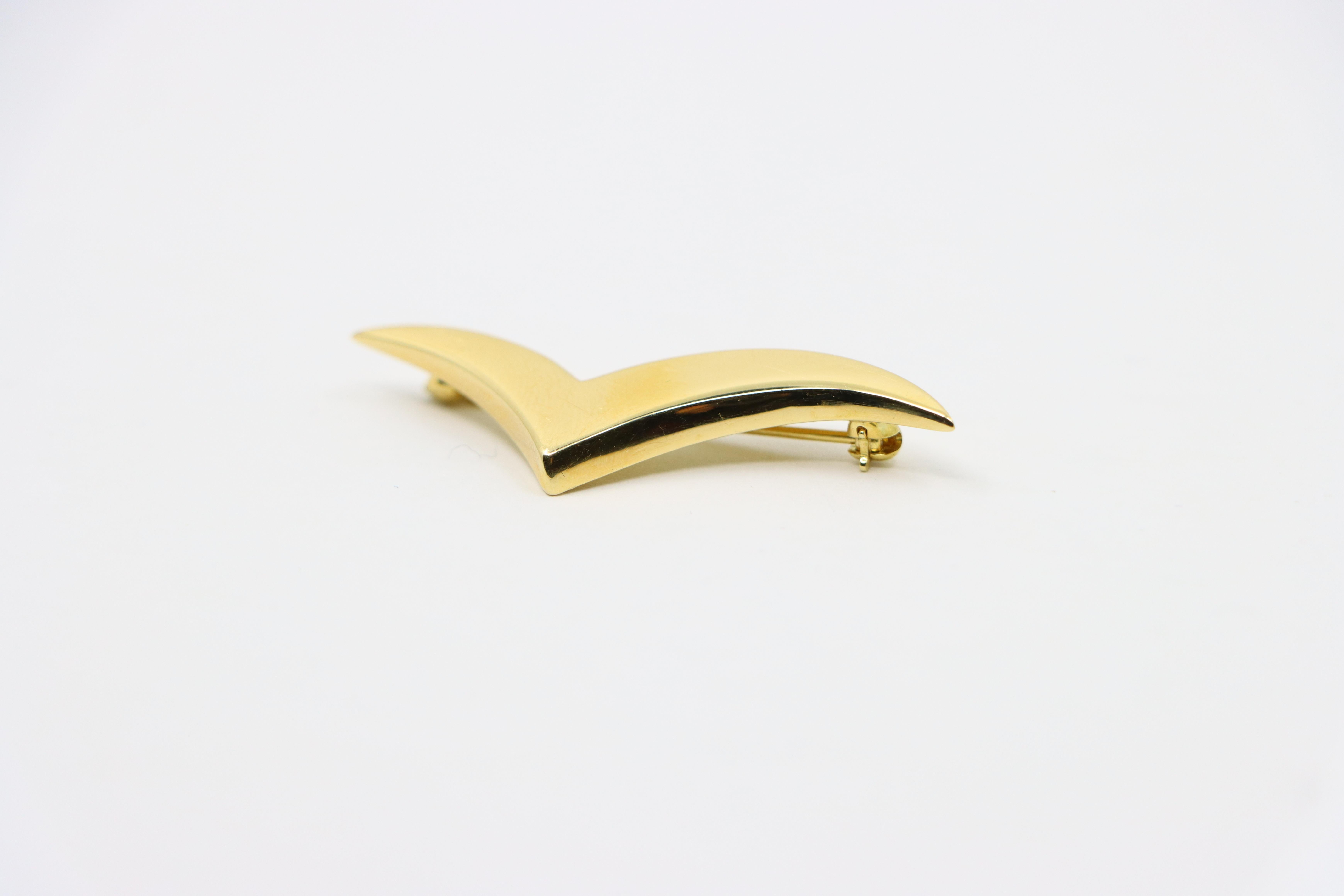 Tiffany & Co. 18K Gold Seagull Brooch For Sale 2