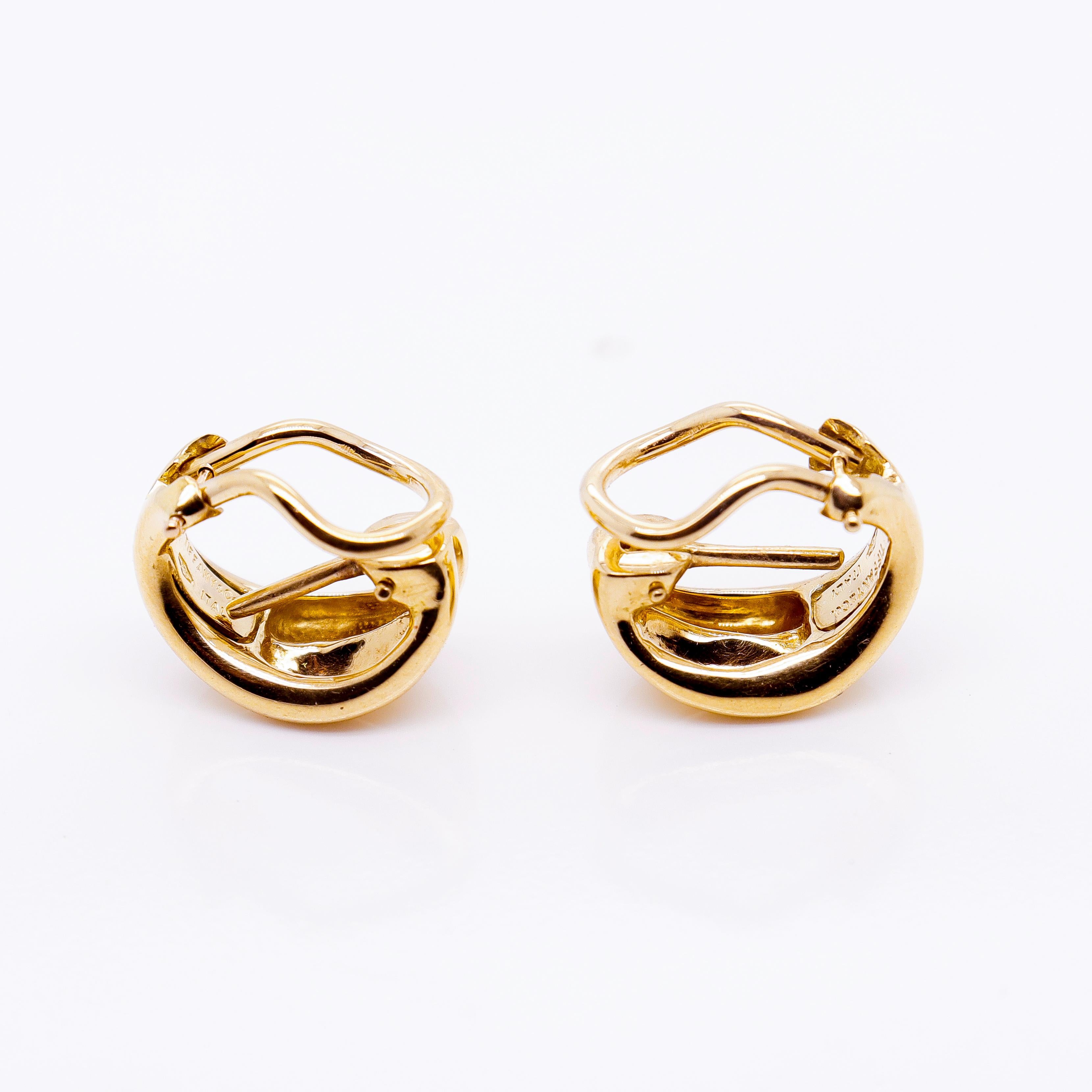 Tiffany & Co. 18K Gold Small Omega Clip Shrimp Earrings For Sale 3