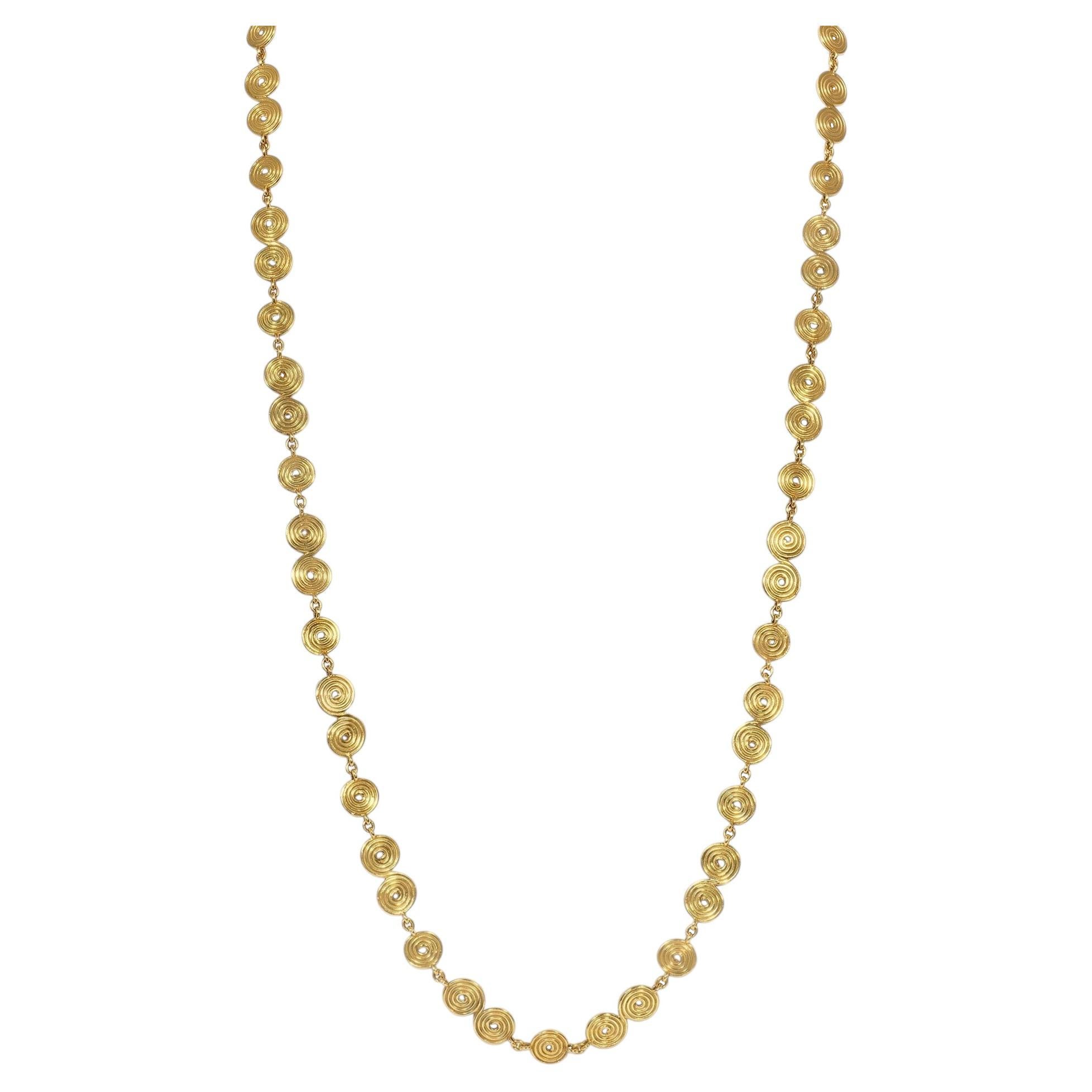 Collar de Tiffany & Co. con cadena de eslabones en espiral de oro de 18 quilates, década de los 70 en venta