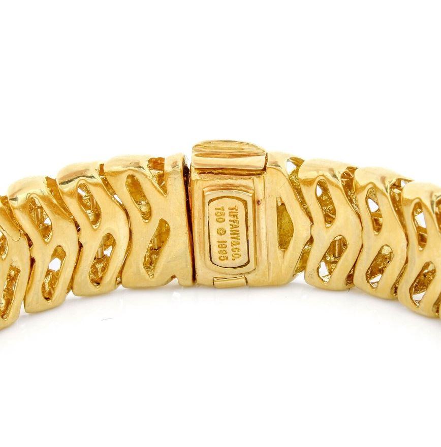 TIFFANY & Co. 18K Gold Vannerie Bracelet  For Sale 2