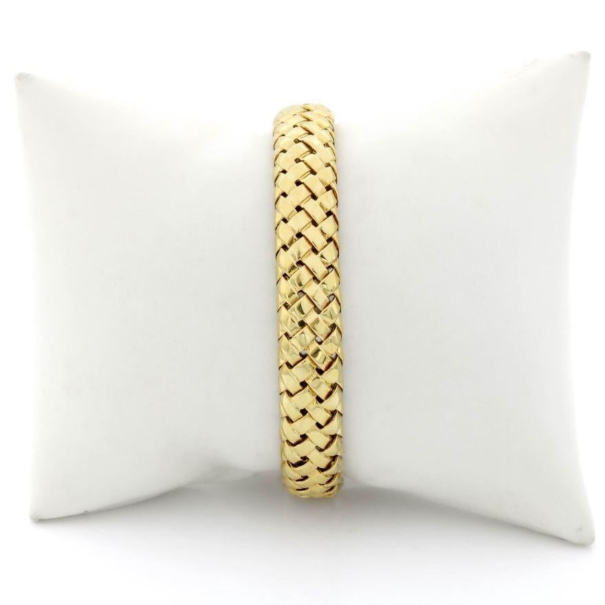 TIFFANY & Co. 18K Gold Vannerie Cuff Bangle Bracelet For Sale 1