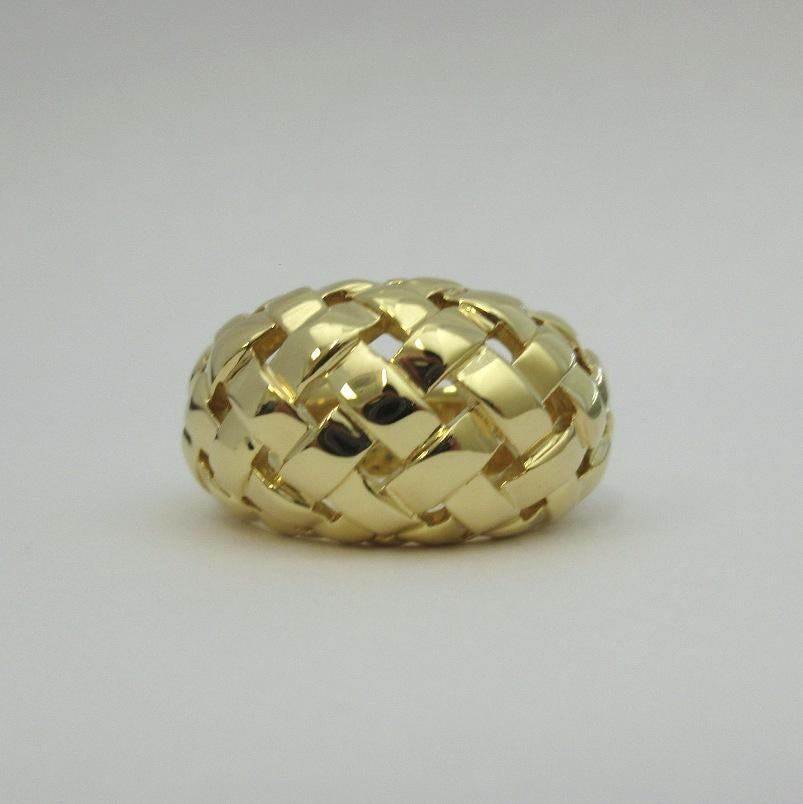 Women's or Men's Tiffany & Co. 18k Gold Vannerie Dome Ring For Sale
