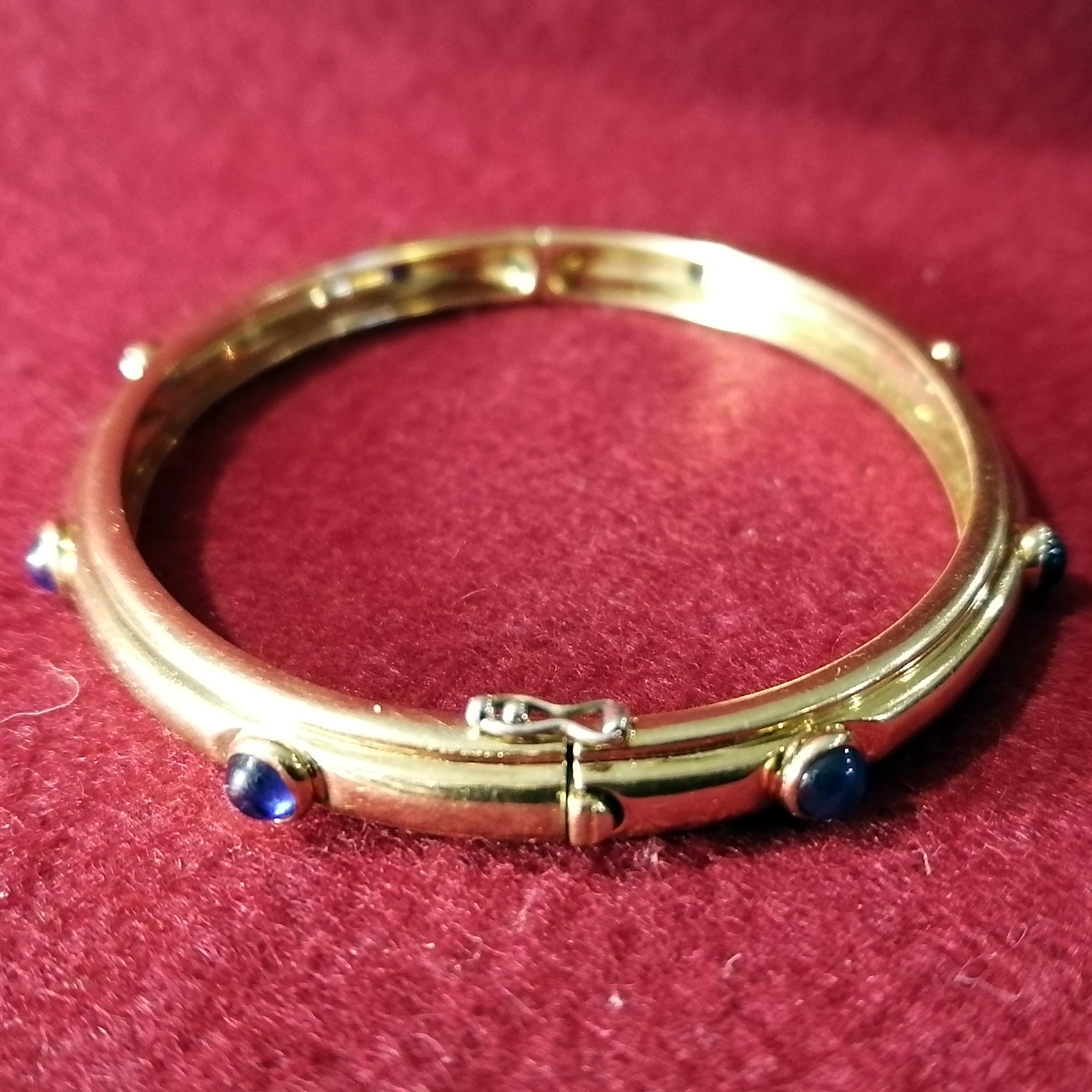French Tiffany & Co. 18-Karat Gold with Cabochon Sapphires Hinged Bangle Bracelet