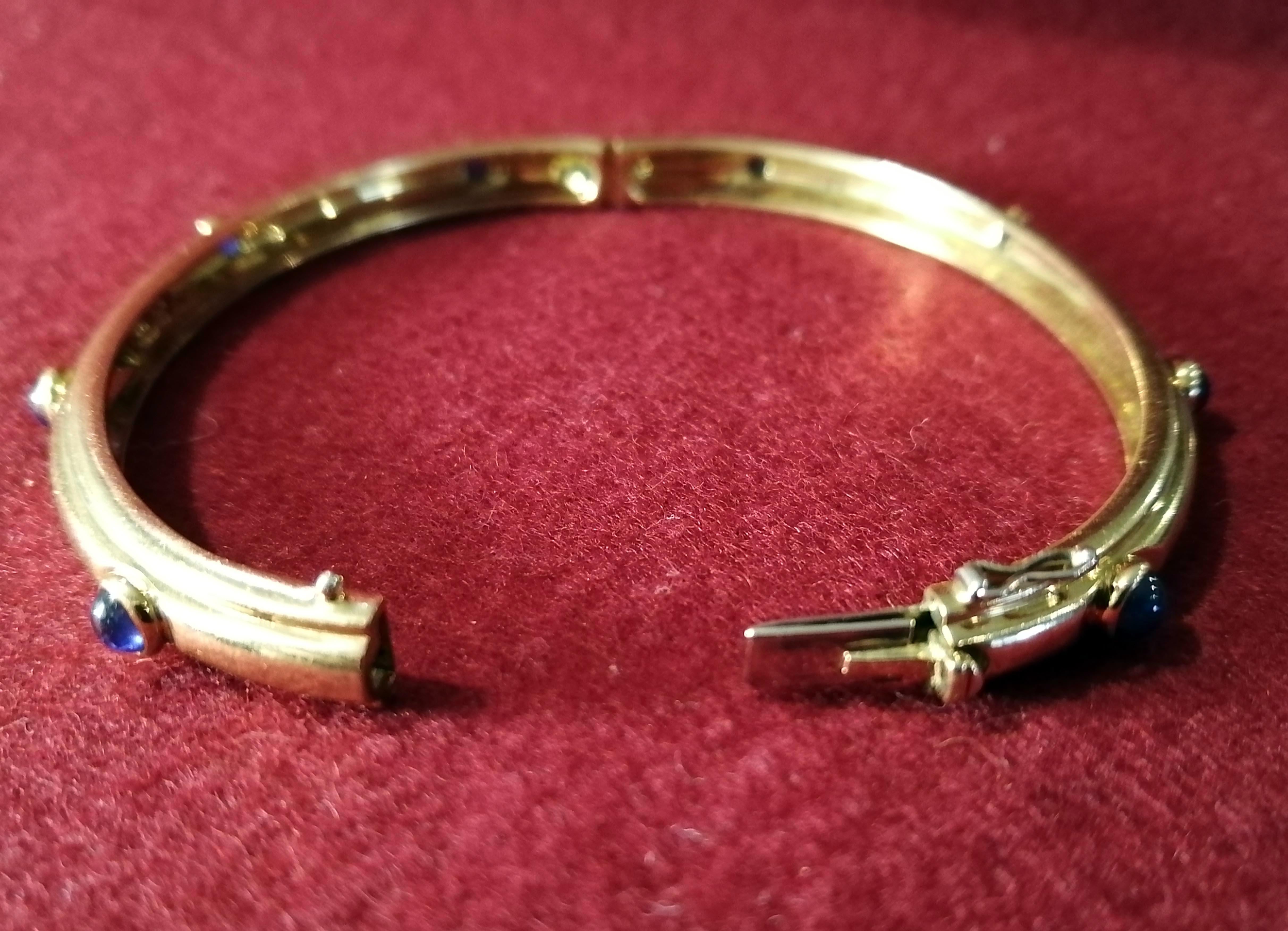 Tiffany & Co. 18-Karat Gold with Cabochon Sapphires Hinged Bangle Bracelet 1