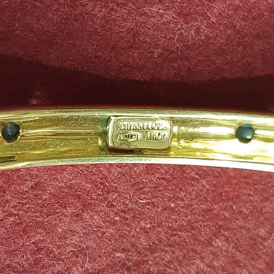 Tiffany & Co. 18-Karat Gold with Cabochon Sapphires Hinged Bangle Bracelet 2