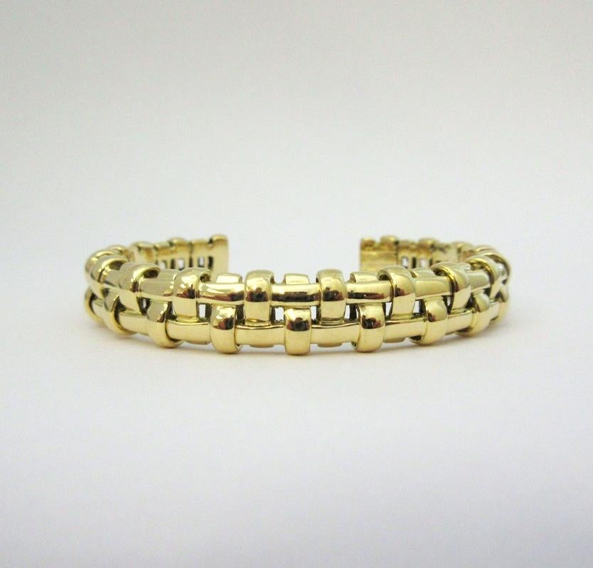 Bracciale flessibile a bracciale in oro 18 carati TIFFANY & Co.

Metallo: oro 18 carati
Peso: 34.0 grammi
Dimensioni: diametro interno di 2