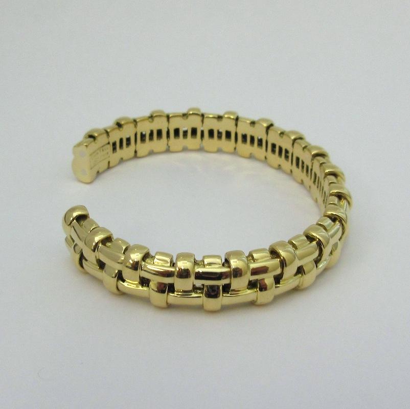 Bracciale flessibile a bracciale in oro 18 carati TIFFANY & Co. in vendita 2