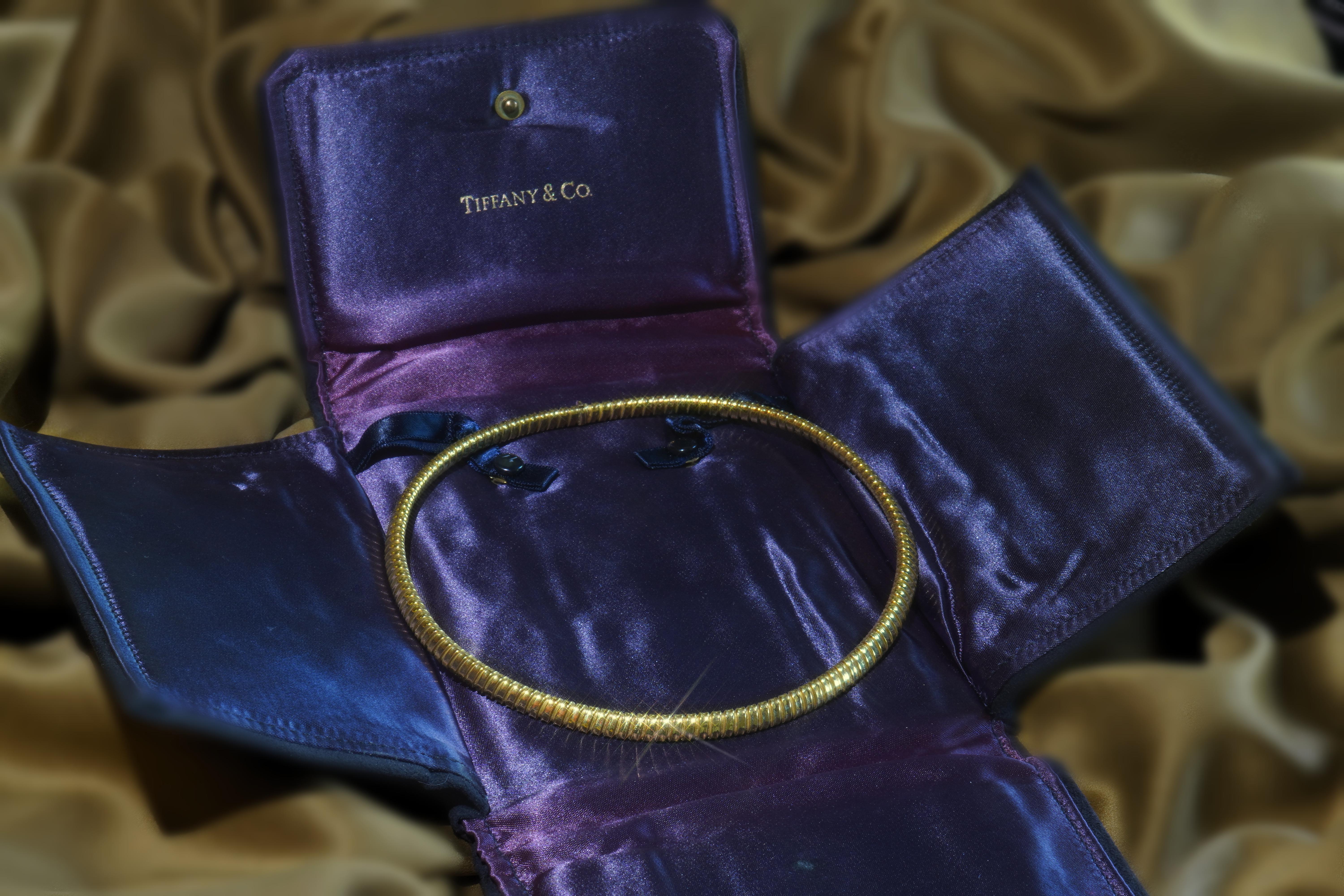 Tiffany & Co 18K Necklace Vintage Solid Gold Choker Omega Chain Fine Authentic Unisexe en vente