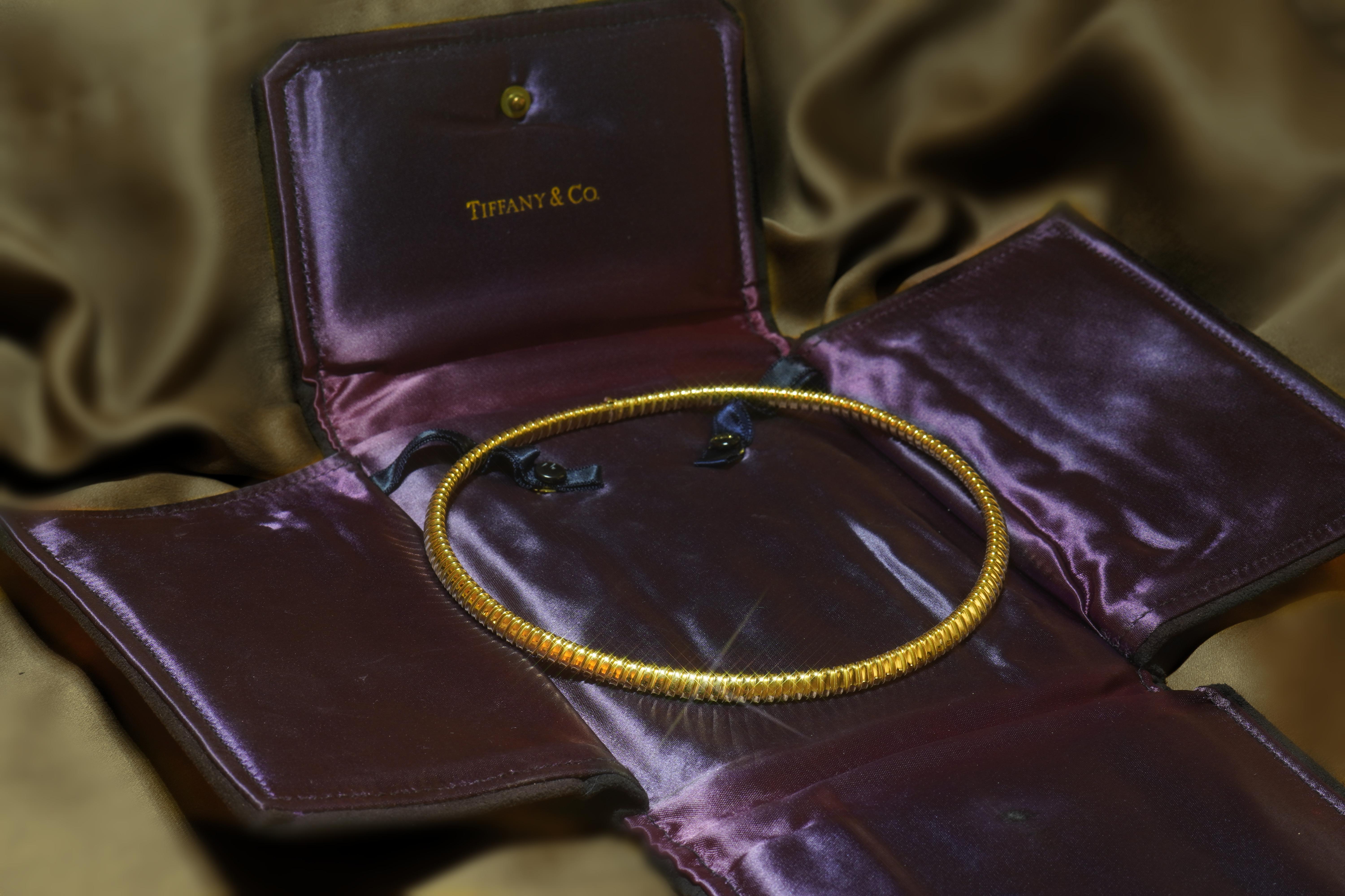 Tiffany & Co 18K Necklace Vintage Solid Gold Choker Omega Chain Fine Authentic en vente 3
