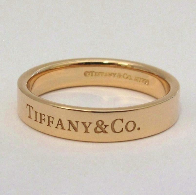 TIFFANY & Co. 18K Roségold 4mm Ehering 7,5 

Metall: 18K Rose Gold
Größe: 7,5 
Bandbreite: 4mm
Gewicht: 5,10 Gramm
Punze: ©TIFFANY&CO. AU750
Zustand: Perfekter Zustand

Garantierte Echtheit

